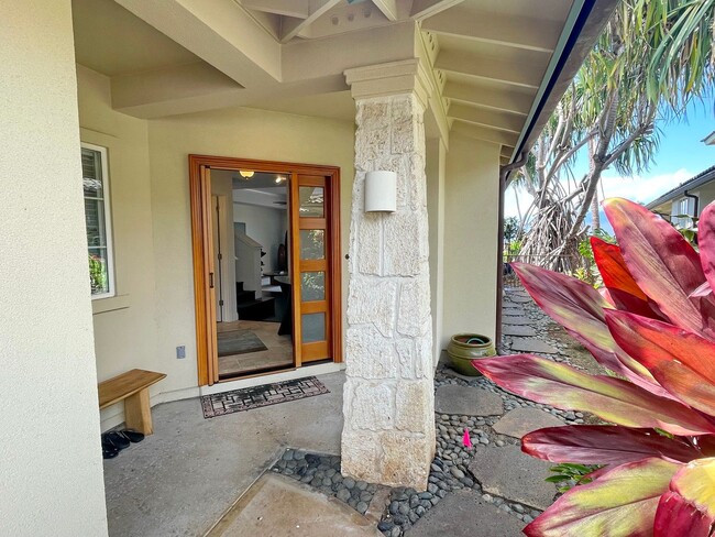 Building Photo - KAI MALU IN WAILEA, LUXURY 3bed/2.5bath Townhome with Wonderful Ocean Views, exquisitely Furnishe...