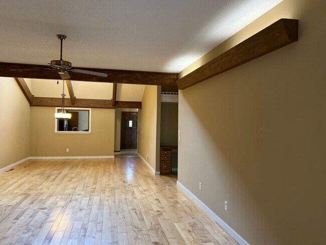 Building Photo - 3511 E Cinnamon Pl