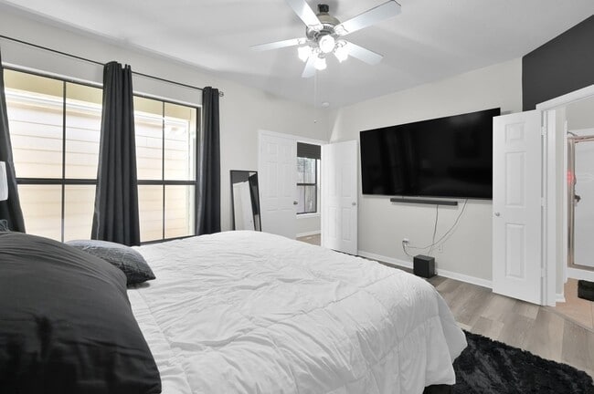 Building Photo - 3607 Cedar Flats Ln