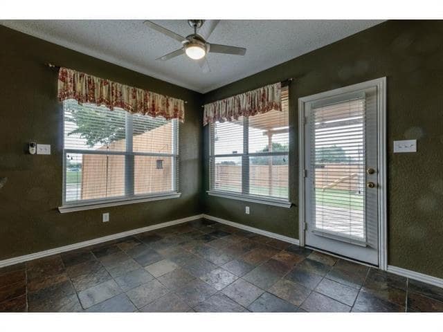 Building Photo - 8316 Fountain Springs Dr