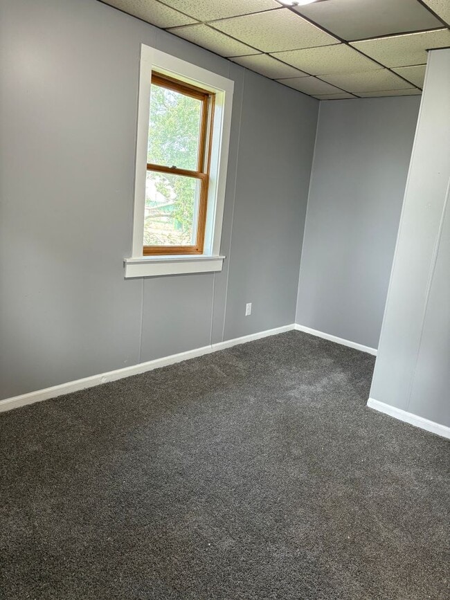 Building Photo - 213 S Warrington Ave