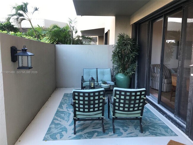 Building Photo - 201 Crandon Blvd