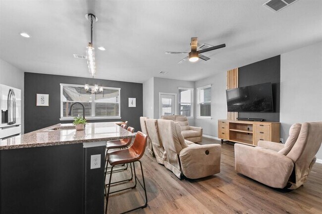 Building Photo - 3915 Calasso Ct