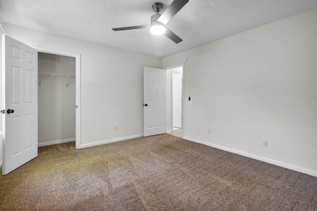 Building Photo - 334 Palamino Trail