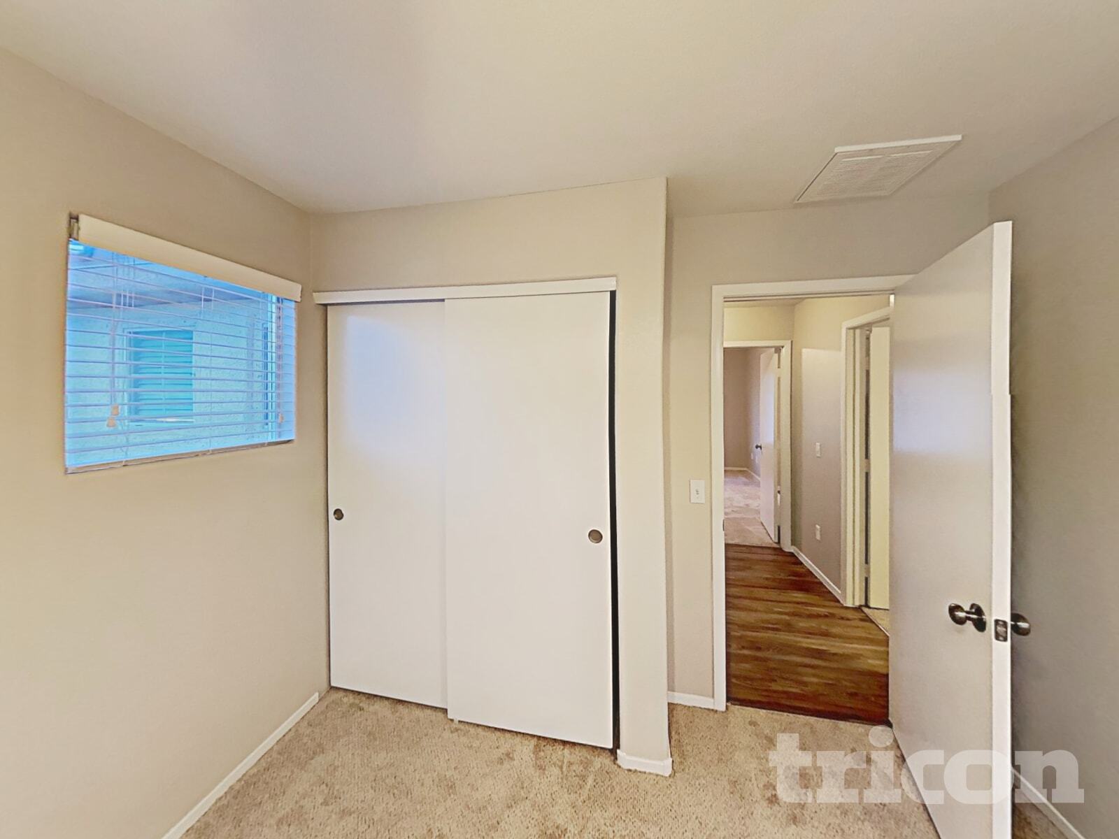 Building Photo - 7900 Hornbeam Ct