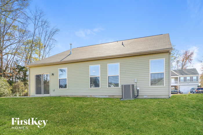 Building Photo - 11021 Comiskey Ln
