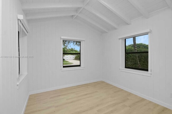 Building Photo - 5191 SW 67th Ave
