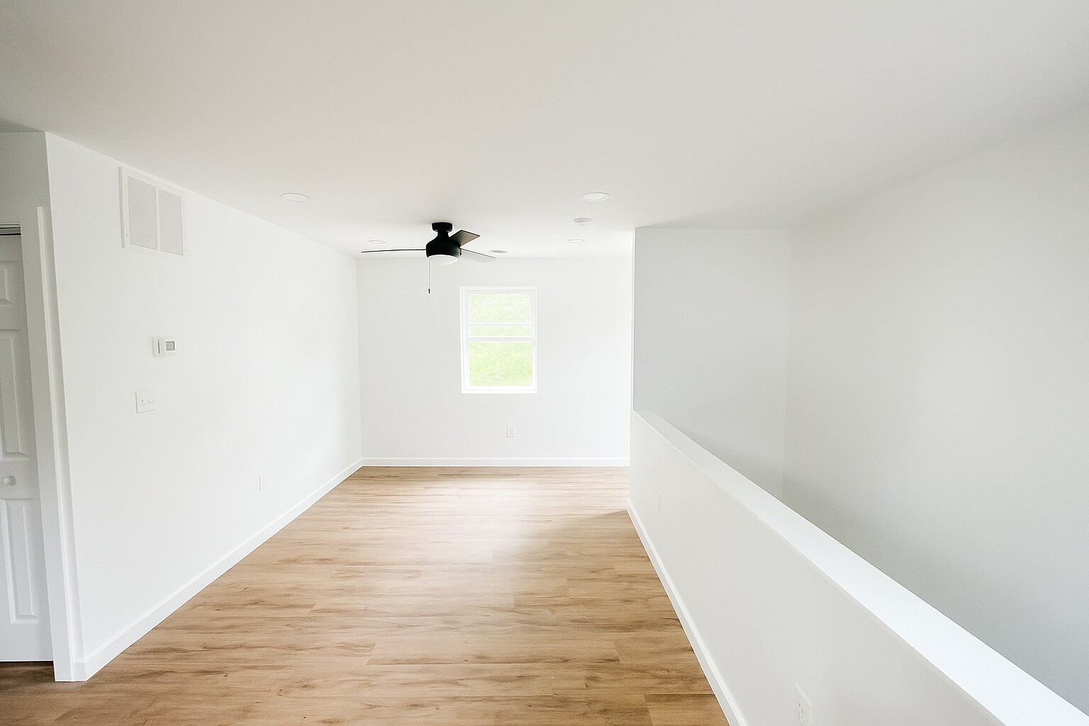 Building Photo - 1462 Hamlet St