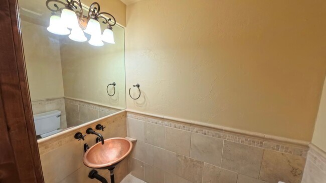 Building Photo - Ivy Lane Townhome | Provo