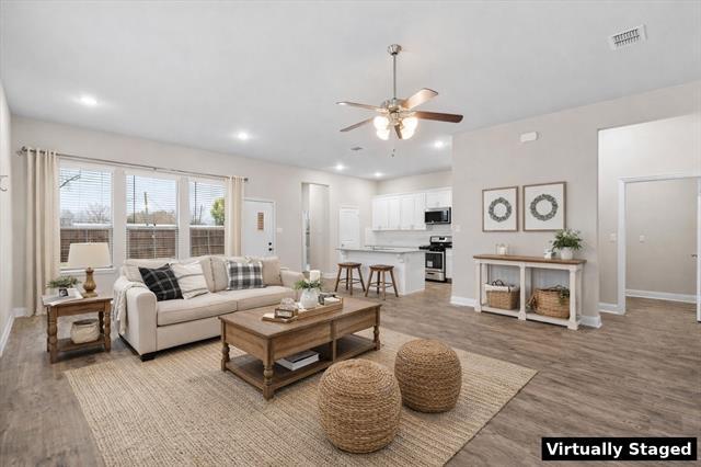 Building Photo - 576 Spruce Trail