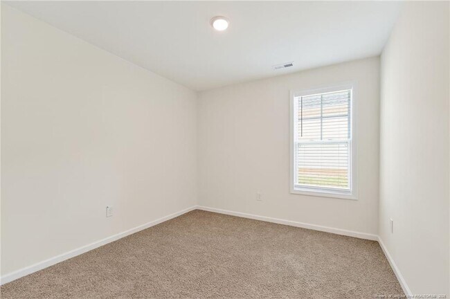 Building Photo - 438 Windermere Dr
