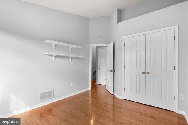 Building Photo - 6116 Starburn Path