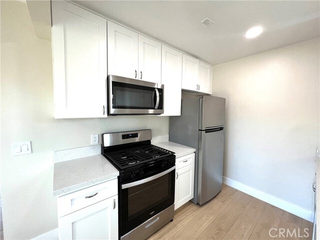 Building Photo - 320 S El Camino Real