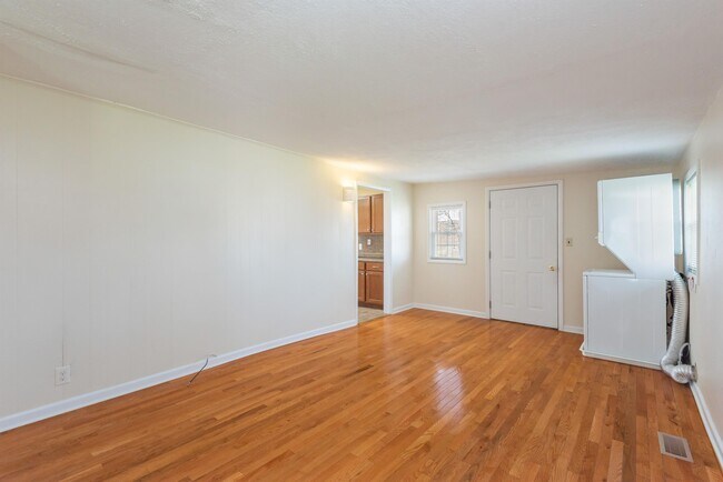 Building Photo - 1919 Connecticut Ave