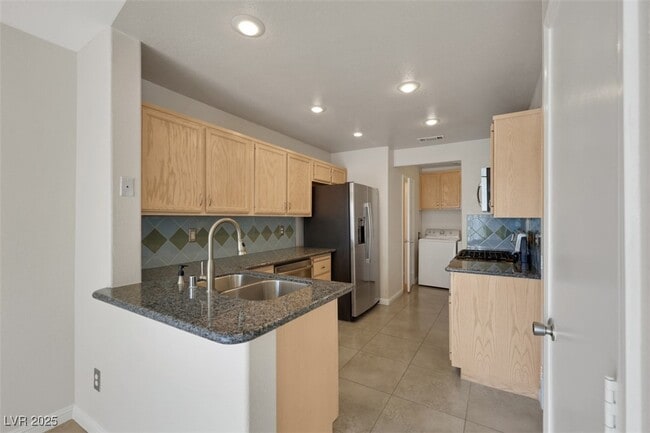 Building Photo - 901 Angel Star Ln
