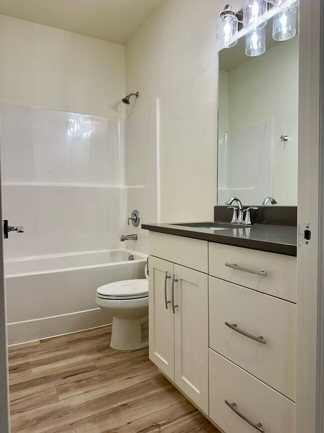 Building Photo - Beautiful Summerfield Home for RENT!!