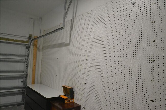 Building Photo - 6474 Taylor Ct