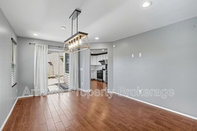 Building Photo - 2258 S Buckaroo Trail