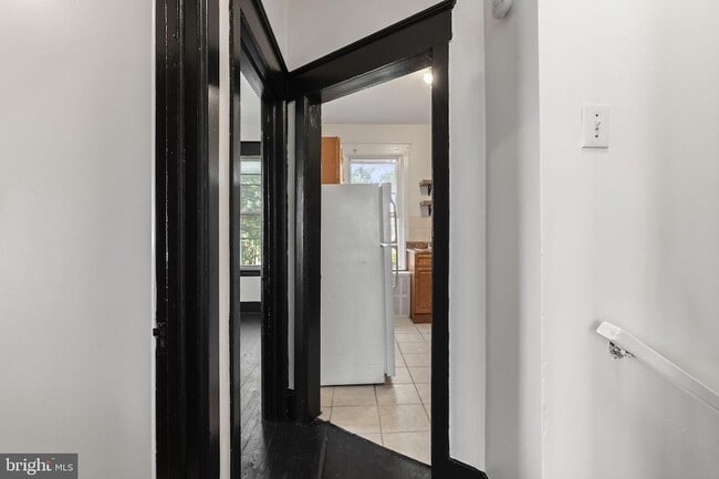 Building Photo - 724 Ash Ave