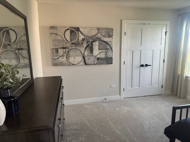 Building Photo - 1309 S Wind Dr