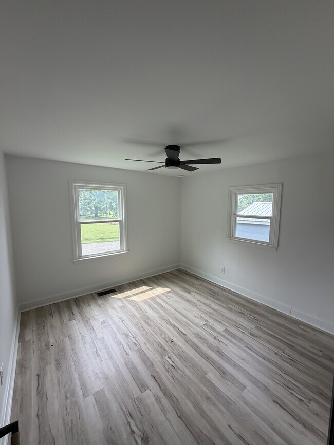 Building Photo - 7204 TN-76
