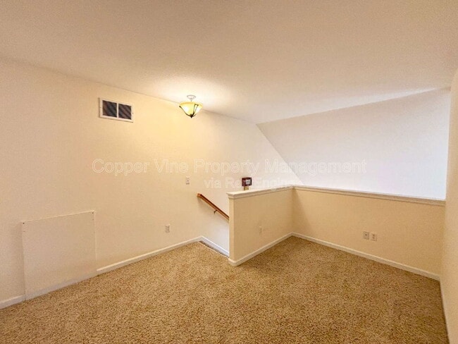 Building Photo - 12920 Vallejo Cir