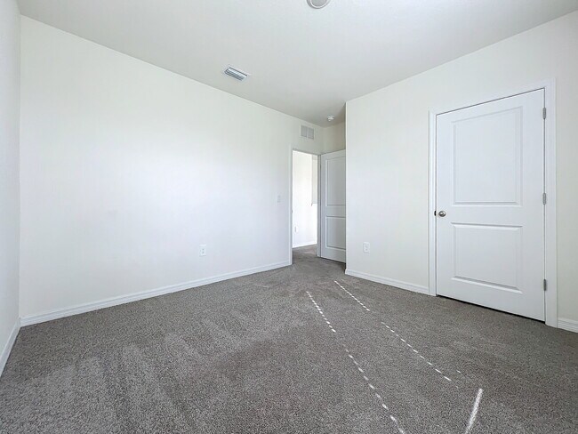 Building Photo - 12744 Lateral Root Dr