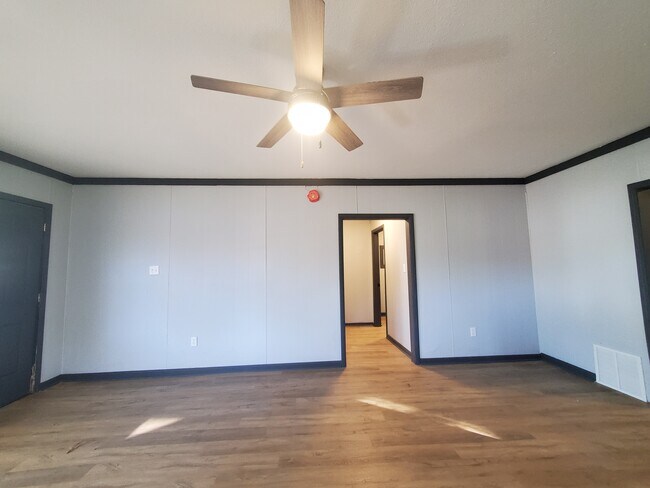 Building Photo - 2646 Reynolds St