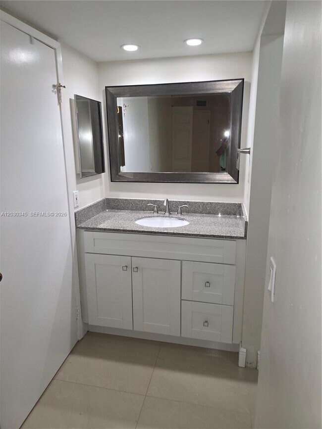 Building Photo - 12932 SW 88th Ln