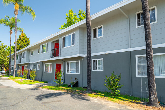 Building Photo - Parkway Apartments