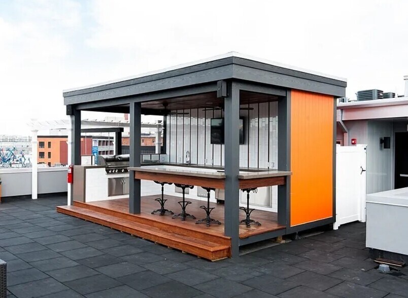 Building Photo - 11 Dorchester St