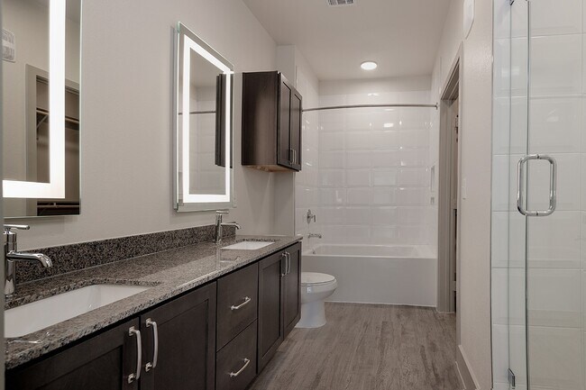 Building Photo - 8900 Six Pines Dr
