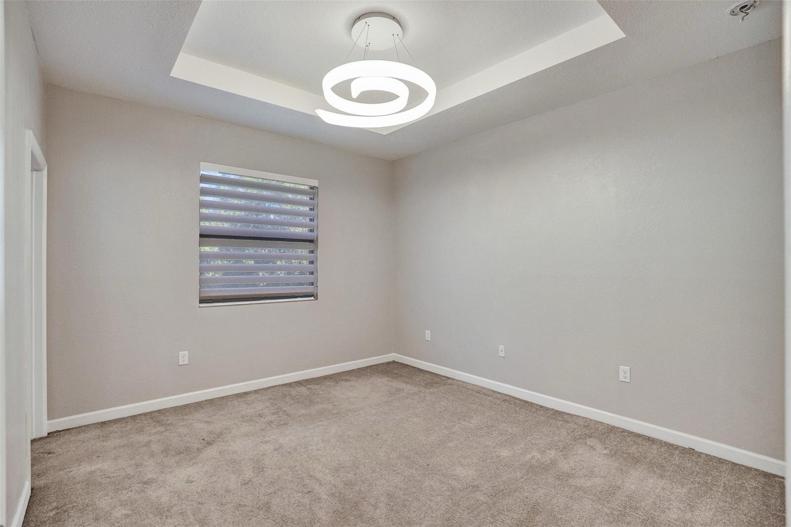 Building Photo - 389 NE 208th Ter