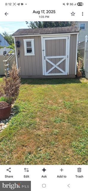 Building Photo - 93 Elton Ave