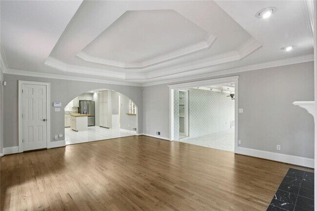 Building Photo - 5224 N Peachtree Rd