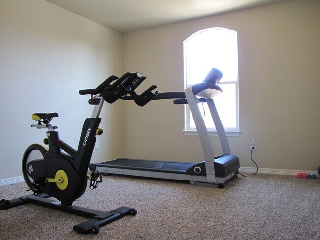 Building Photo - Coming Available Soon!!