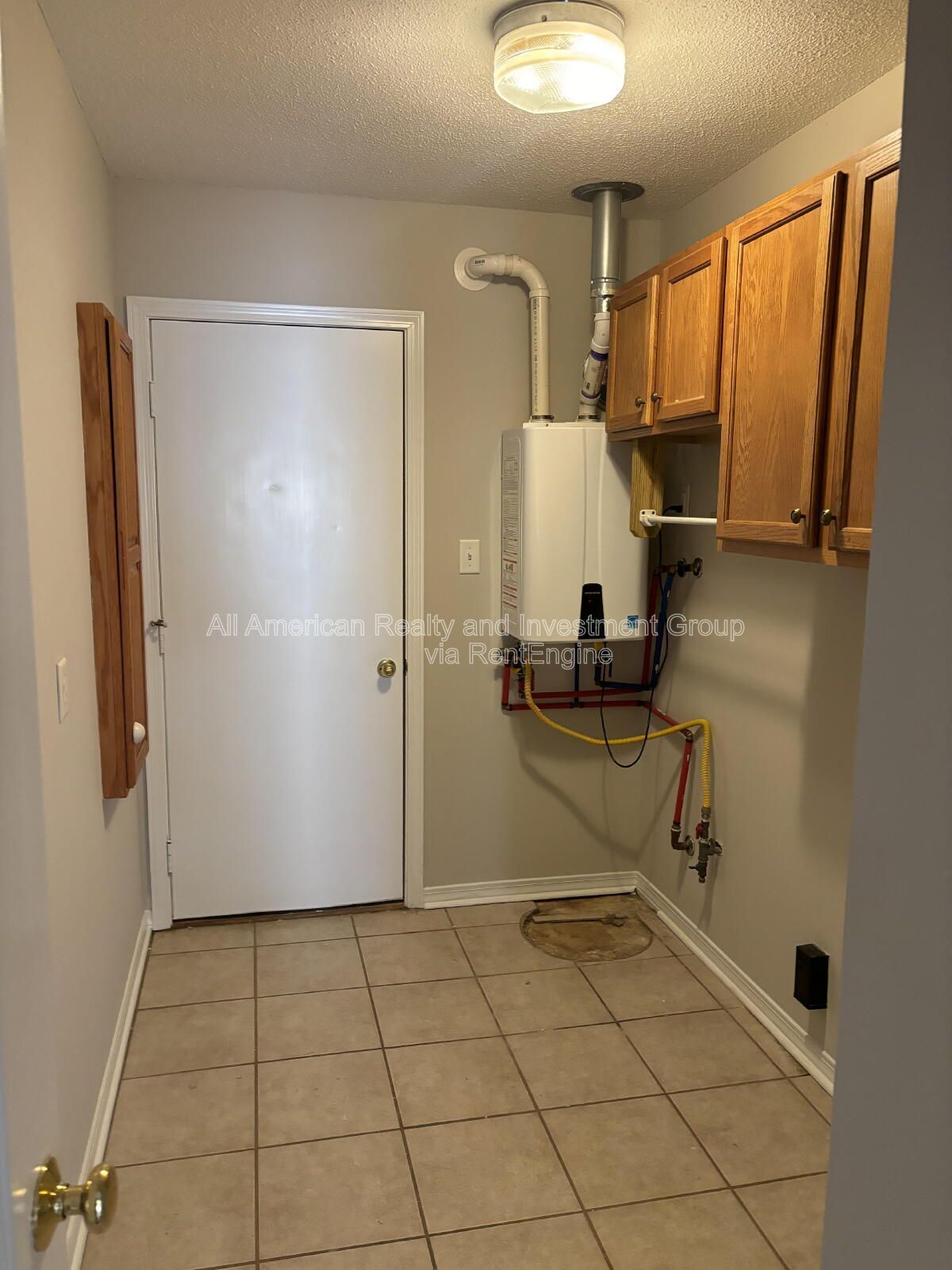 Building Photo - 148 Long Pointe Dr