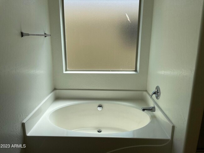 Building Photo - 23576 W Pecan Rd