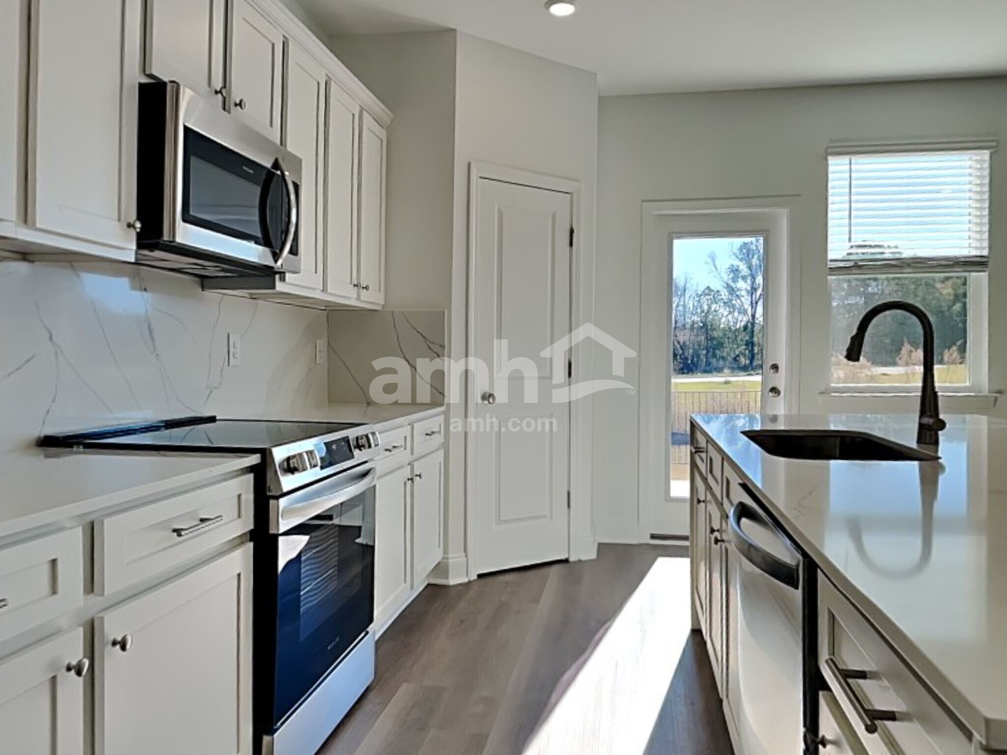 Building Photo - 168 Portside Pk Dr