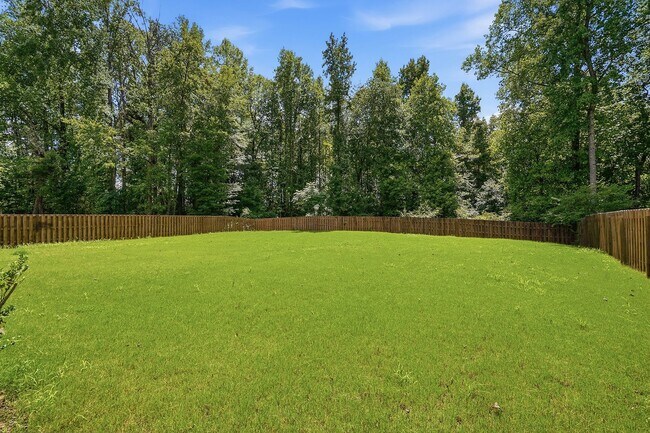 Building Photo - 313 Summer Ranch Dr