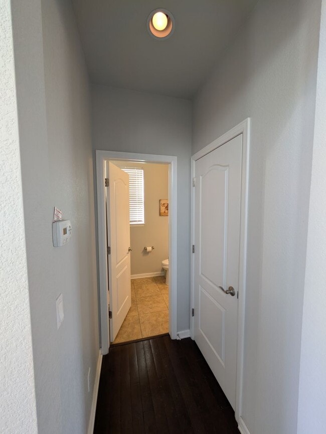 Building Photo - 22441 E Chenango Dr