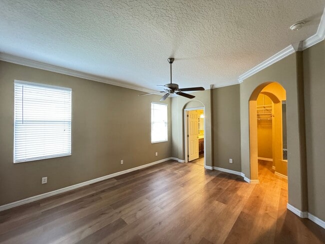 Building Photo - 4813 River Gem Ave
