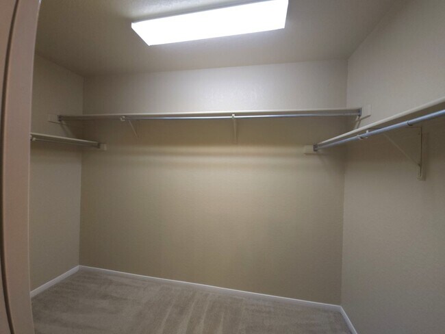 Building Photo - 21215 Encino Ash