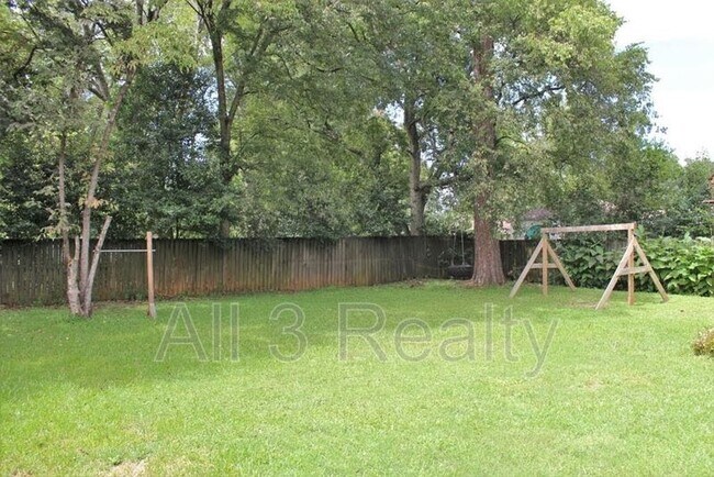 Building Photo - 3561 Prince George Dr