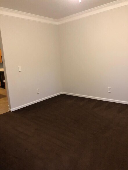 Building Photo - 103 Shephard Hill Dr