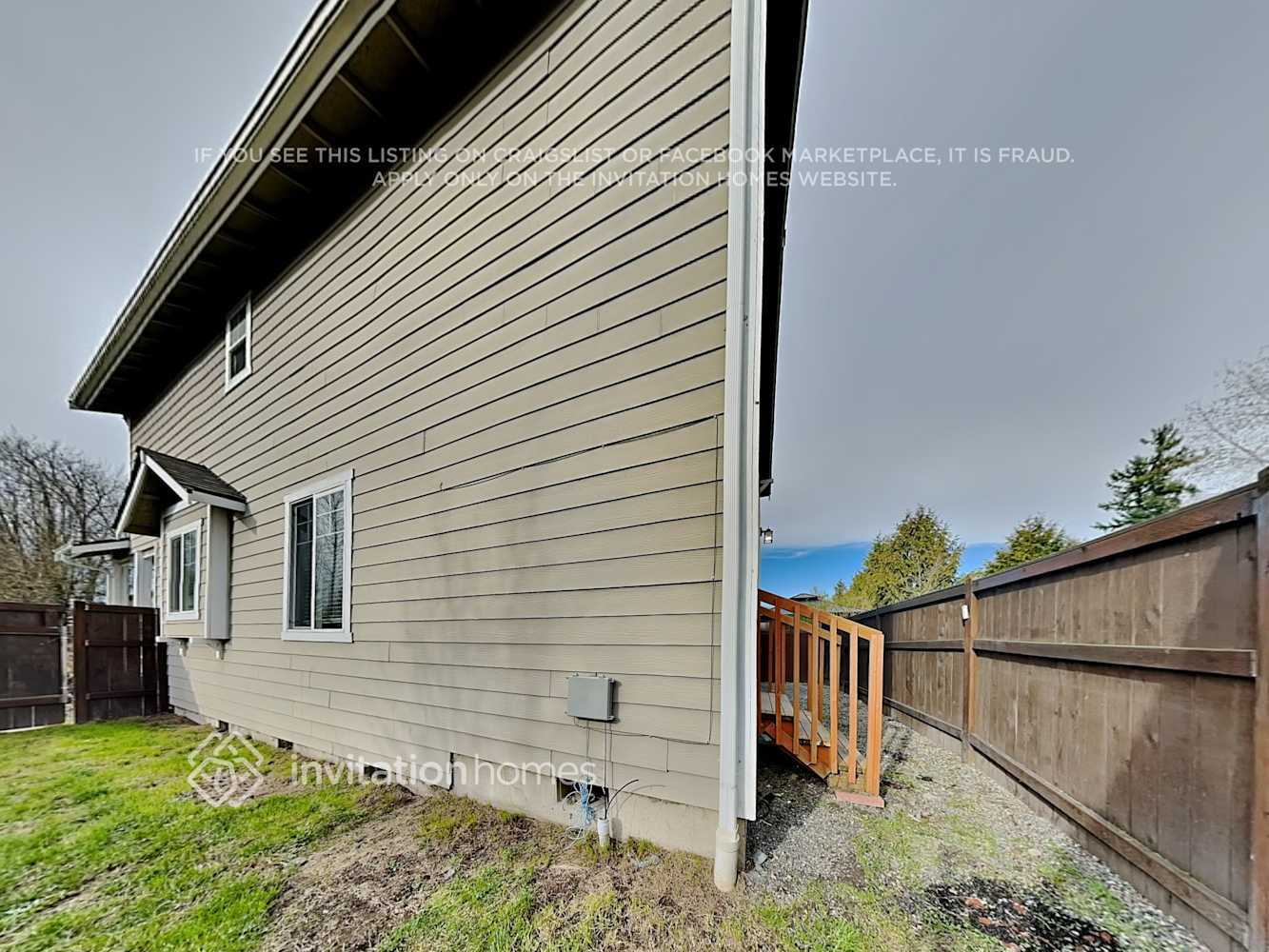 Building Photo - 1307 84th Ave SE