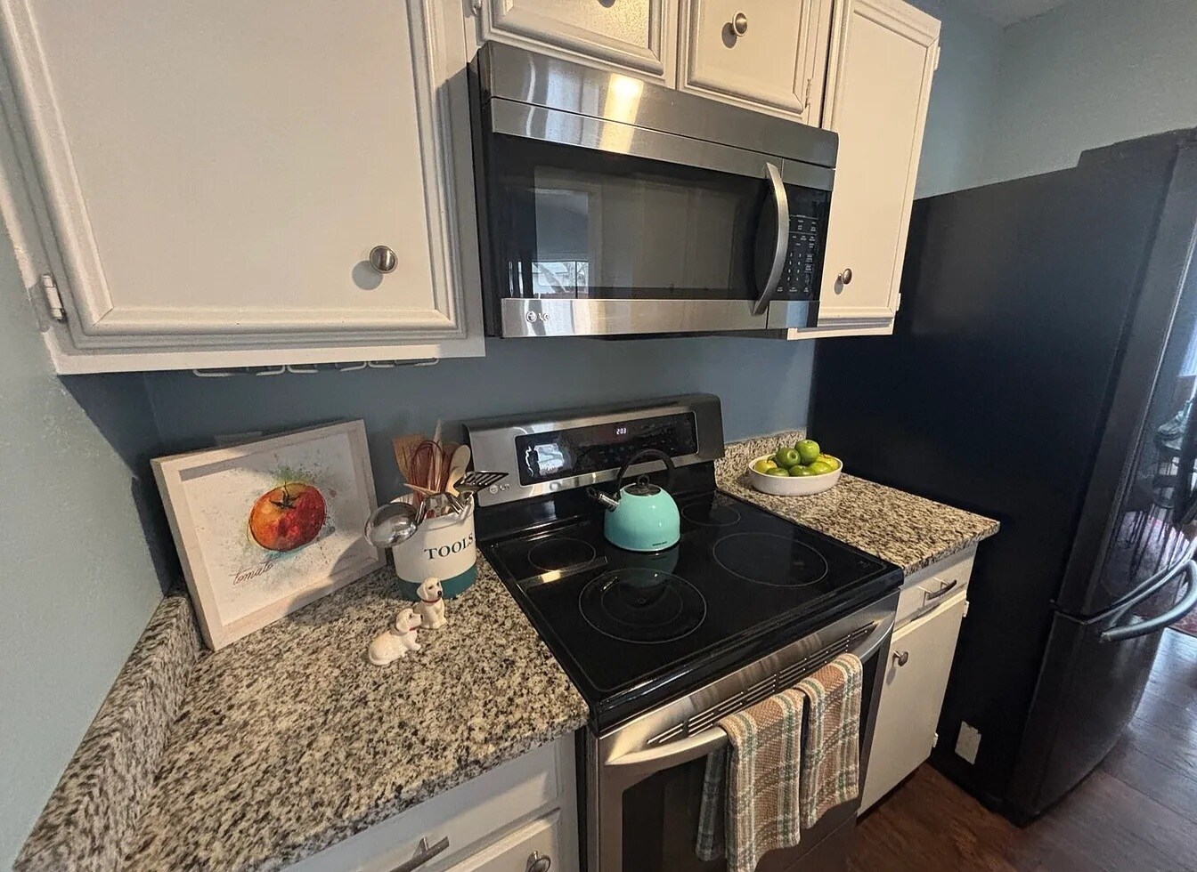 Building Photo - 12235 San Miguel