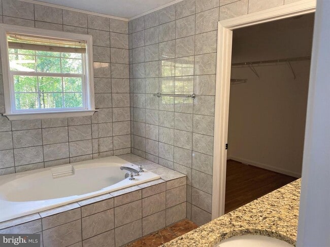 Building Photo - 2933 Ariel Ct