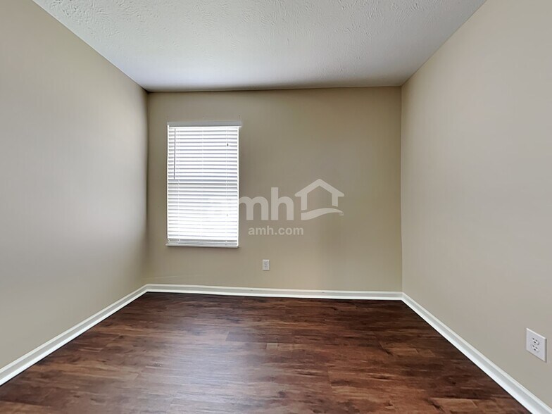 Building Photo - 6726 Aviva Way