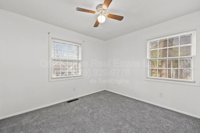 Building Photo - 4488 Richard Rd